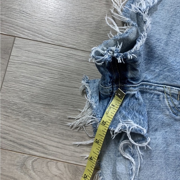 GRLFRND Cindy Jean Shorts in Top Down - Picture 12 of 12